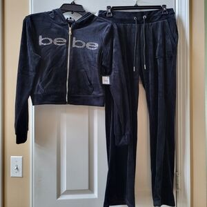 Bebe Black Velour Tracksuit 2 pieces set Jacket and Pants size M NWT